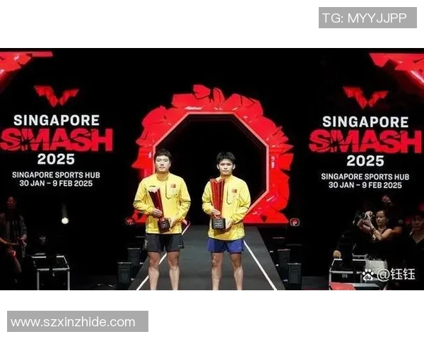 以足球球星印章图案为核心展现运动精神与荣耀魅力